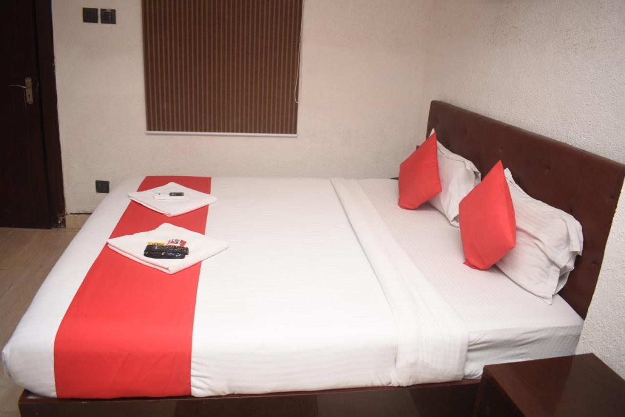 Hotel Jaypee Inn Hāora エクステリア 写真