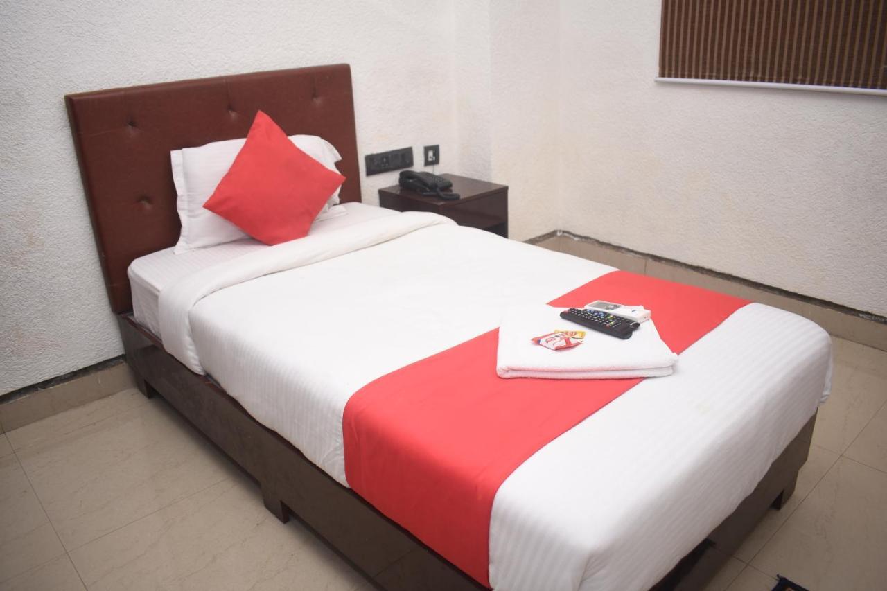 Hotel Jaypee Inn Hāora エクステリア 写真