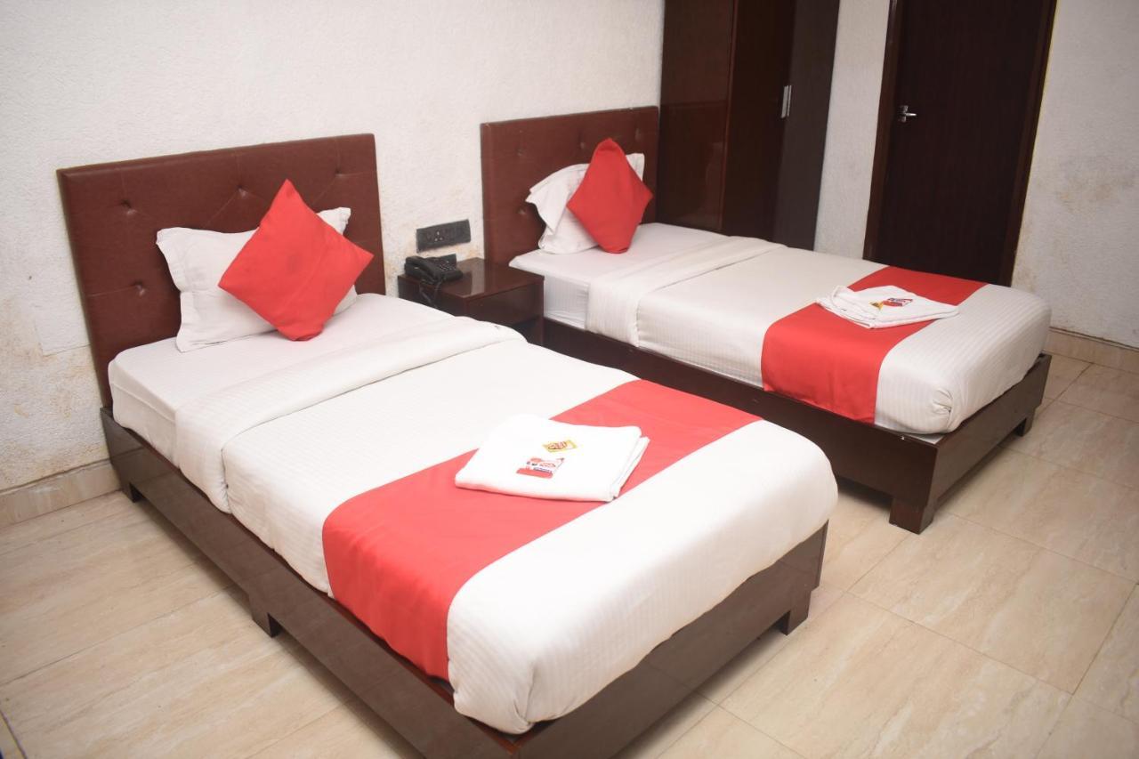 Hotel Jaypee Inn Hāora エクステリア 写真